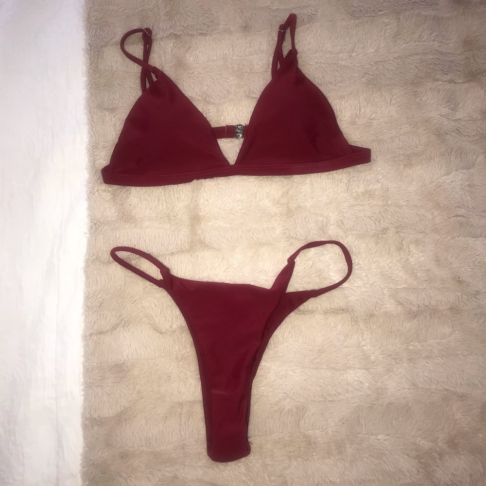 Wine red bikini